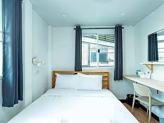 Hotel Go The Giant Swing 3*
